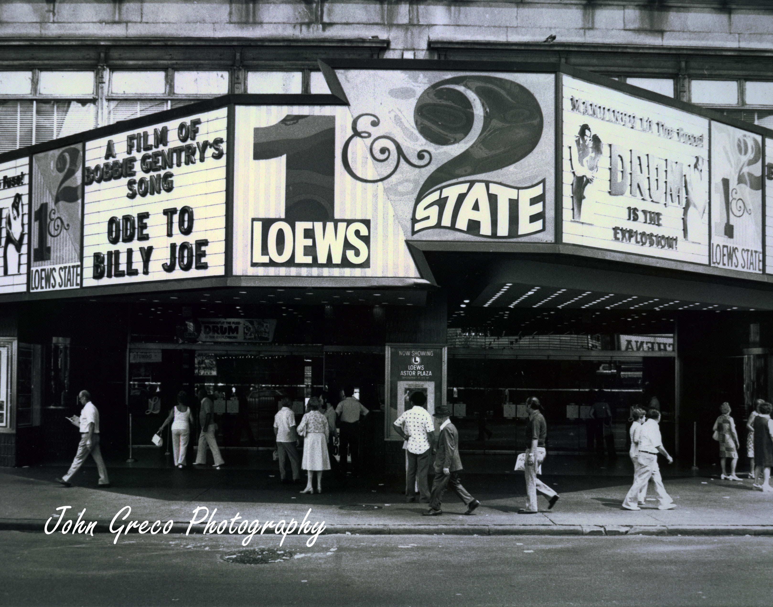 Loew's S-002 book cover
