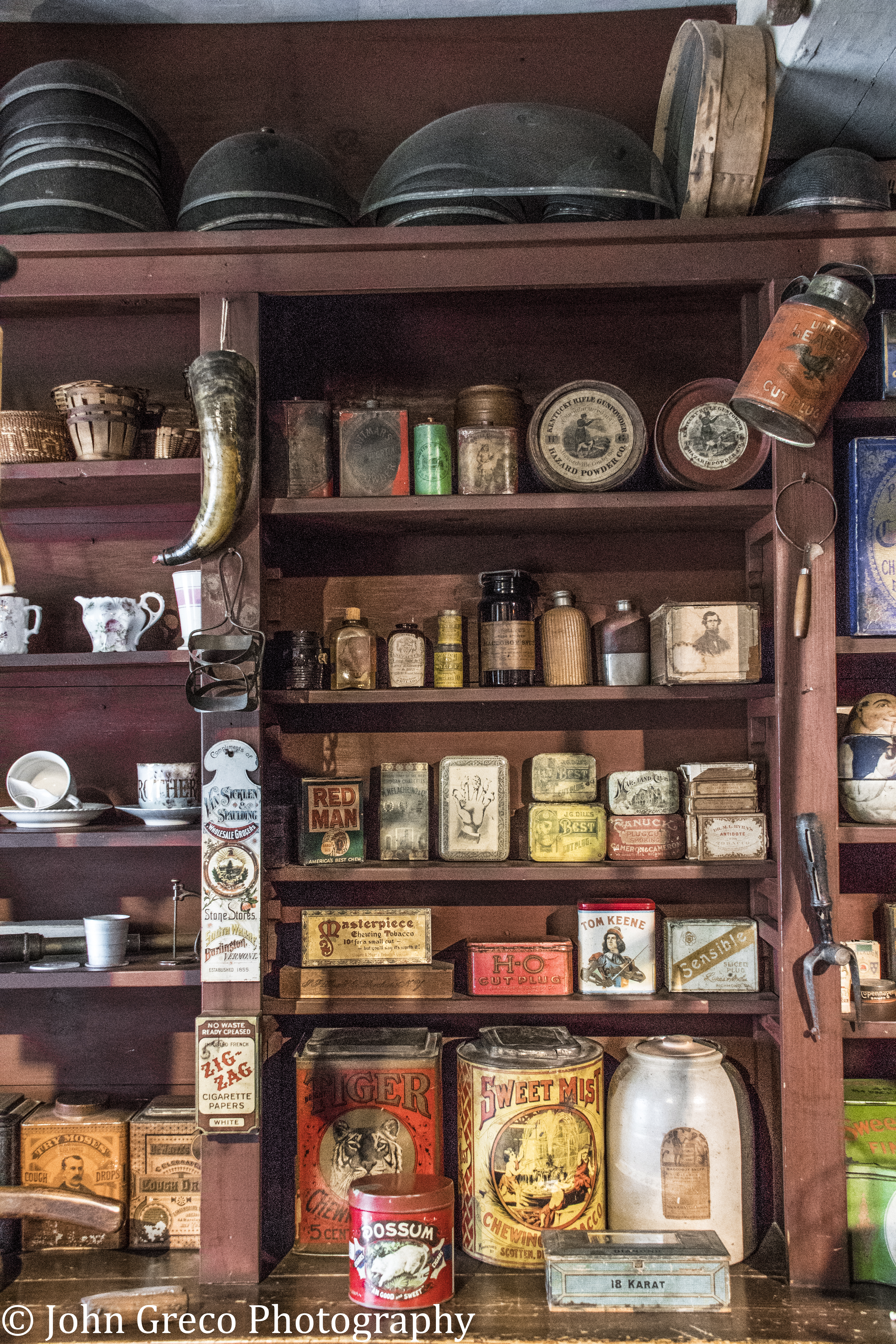 Gen Store Shelves CW-0584